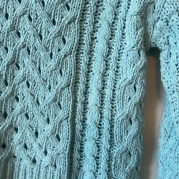 Aero Hygge Sweater - Picture 5 of 5